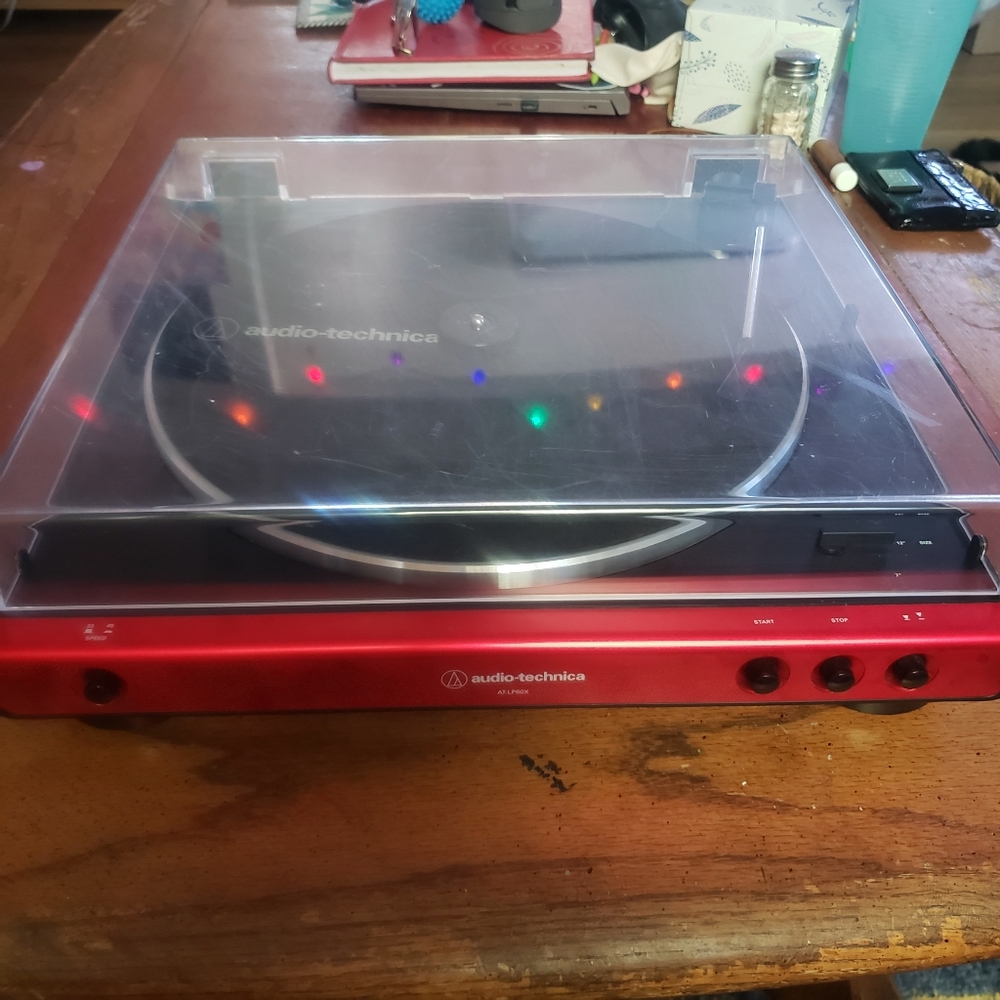 Audio-Technica Turntable/Record Player (Model: AT-LP60X) - Picture 2 of 8